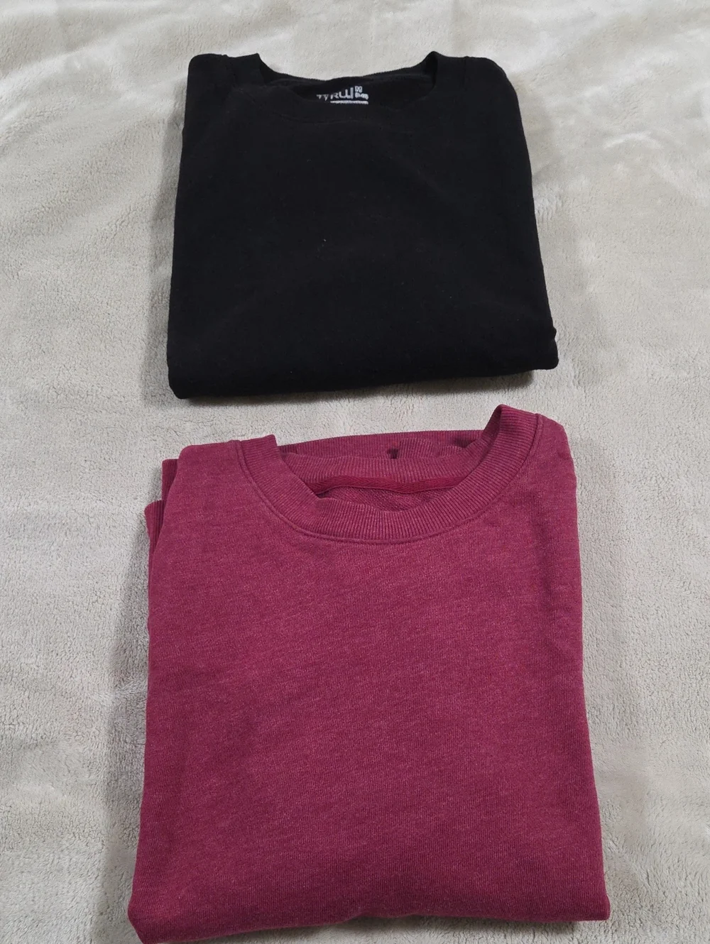 Time and Tru Maroon Crewneck Sweatshirt